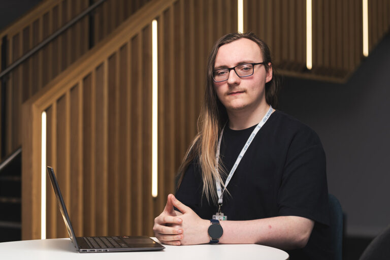 Dom - ESports